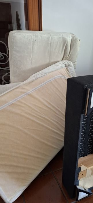 Sofá com chaise longue