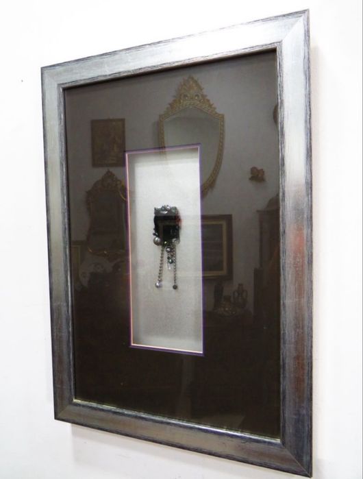 Quadro com joalharia