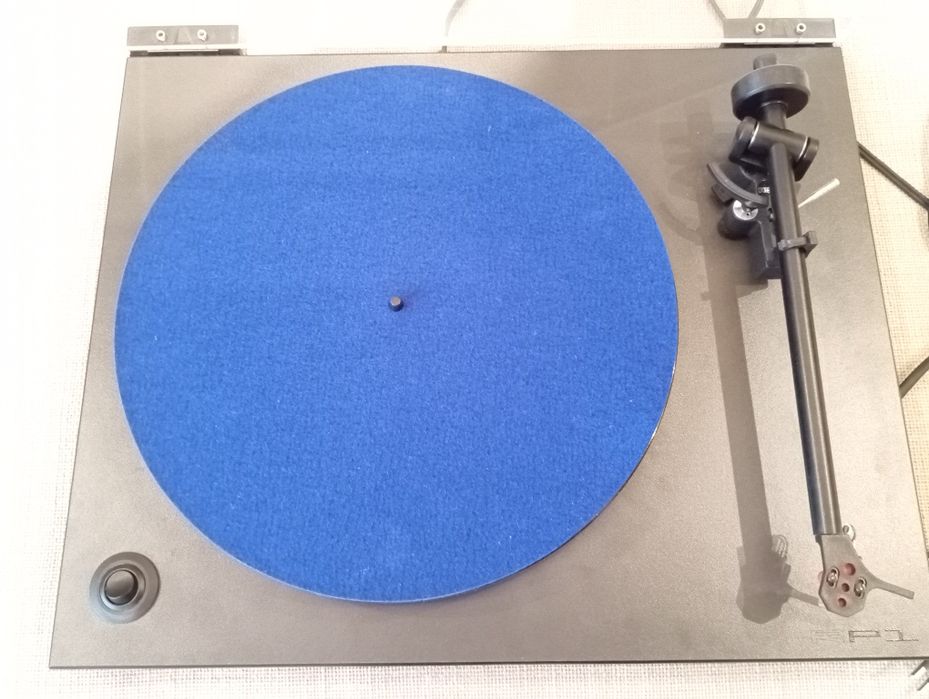 Rega RP1 gramofon
