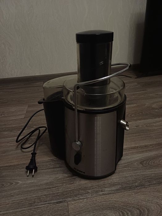 Продам соковижималку