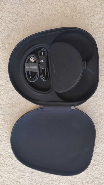 Słuchawki Bose NC700 czarne komplet