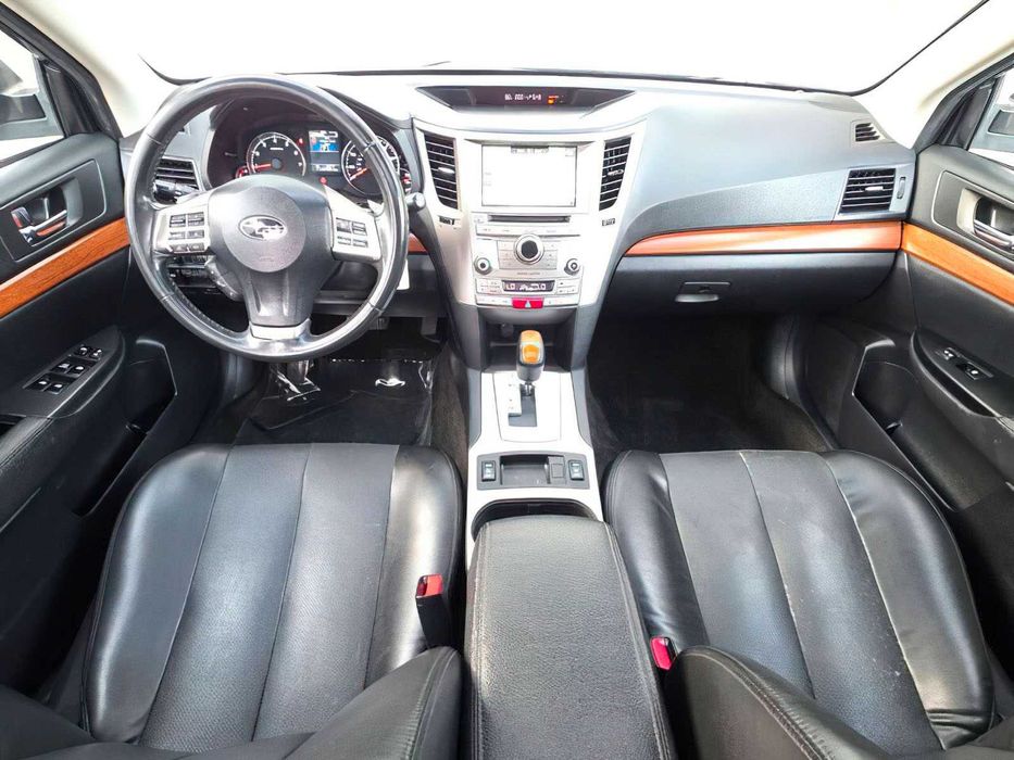Subaru Outback Limited      2013