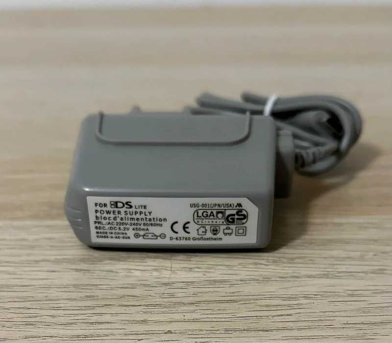 Carregador Nintendo DS Lite