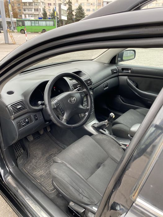 Toyota Avensis 2.0 disel