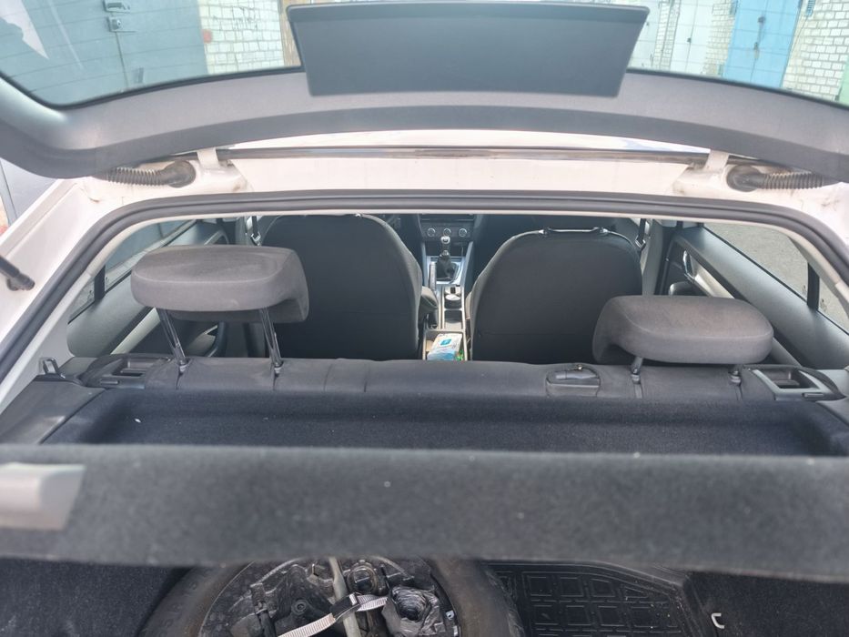 Продам машину Skoda Octavia , 1,6 , 2019 года