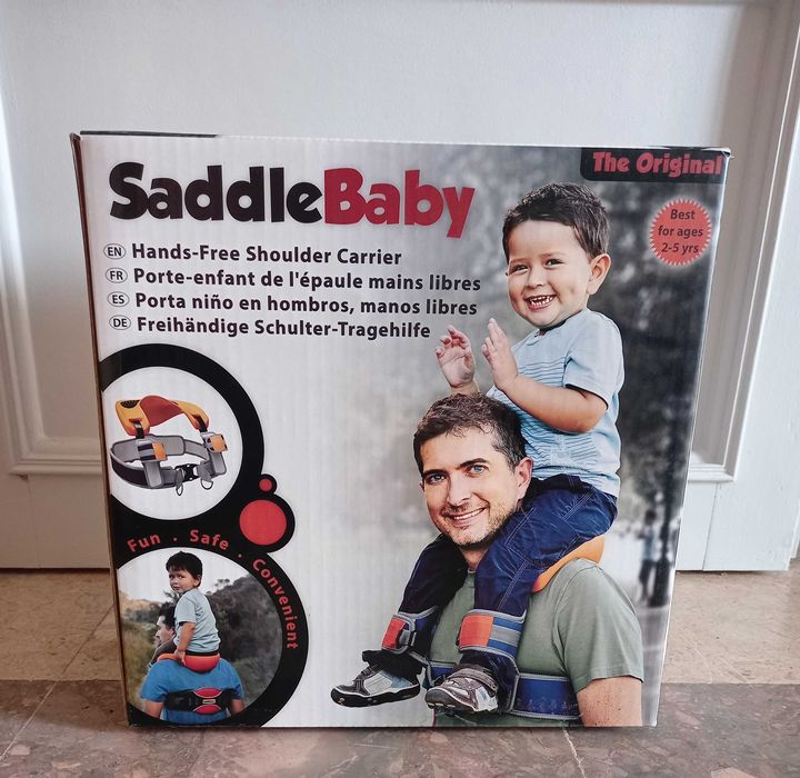 Transportadora de criança aos ombros - SaddleBaby