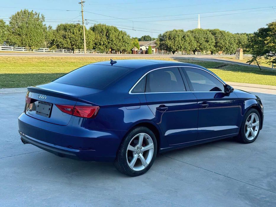 Audi A3 Premium      2015