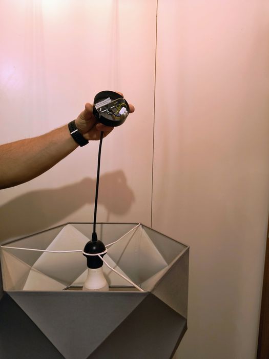 Lampa sufitowa szara geometryczna