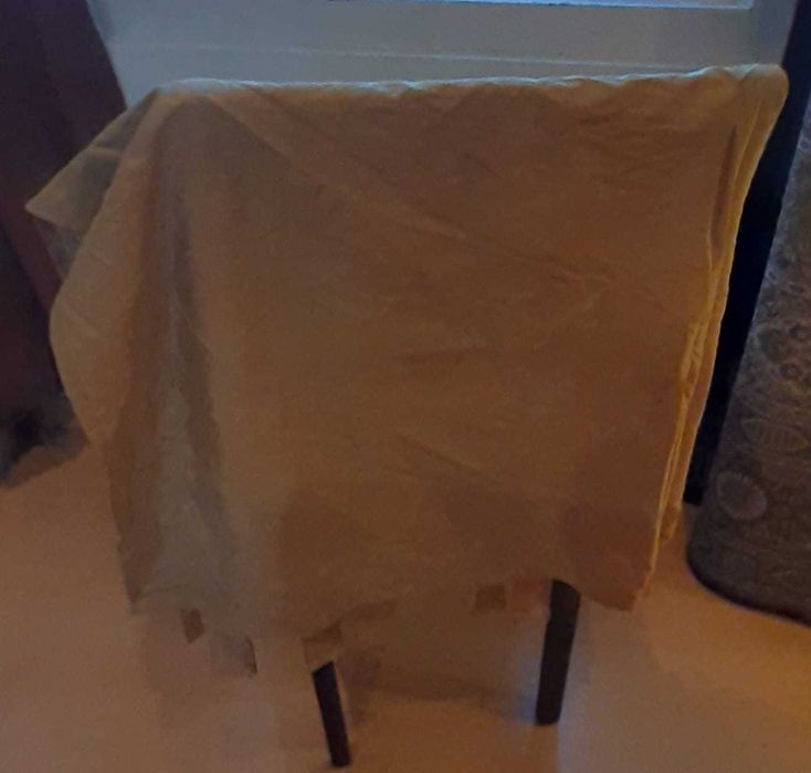 Cortinado amarelo Loja do Gato Preto