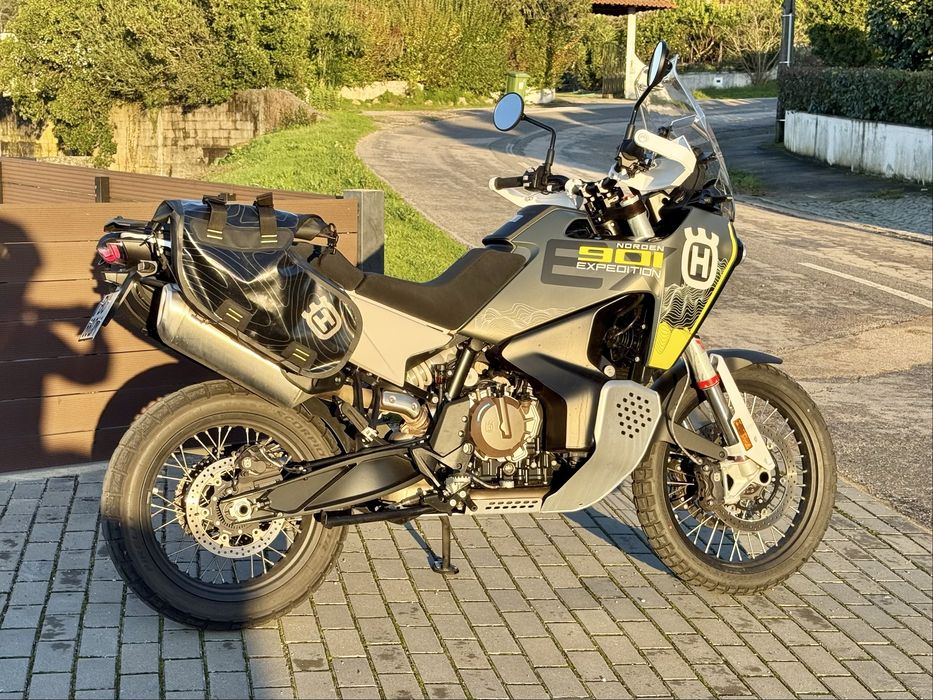 Husqvarna Norden 901 Expedition