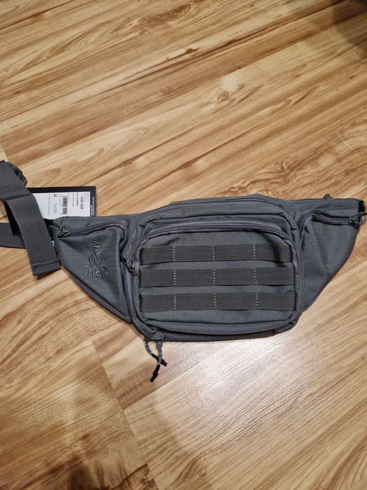 Saszetka typu nerka diverse dakar