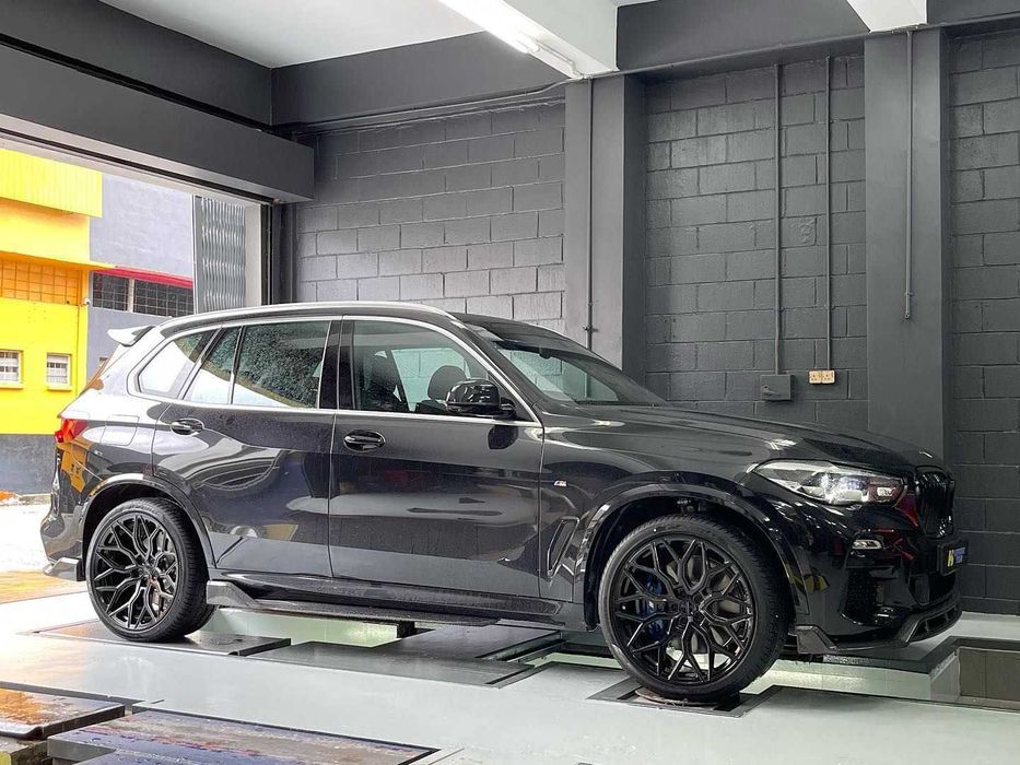 Різноширокі ЧОРНІ R20 5x120 BMW X5 X6 E70 E71 F15 F16 X5M X6M M титани