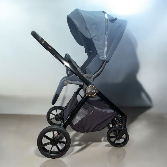 Легка дитяча коляска 2 в 1 Carrello Ultra