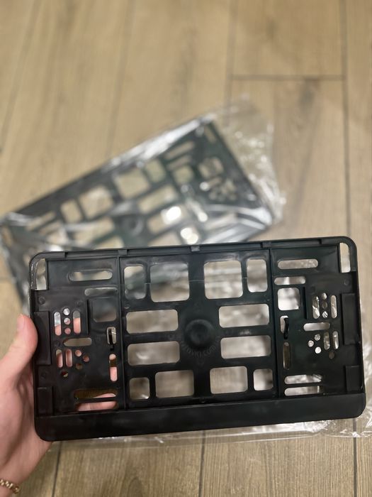 Комплект квадртных рамок для номеров 2шт амер