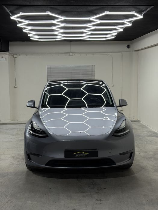 Tesla Model Y Long range dual motor