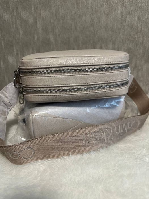 Кросбоді, сумка жіноча від Calvin Klein