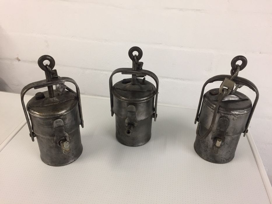 Lampa karbitowa gotnicza