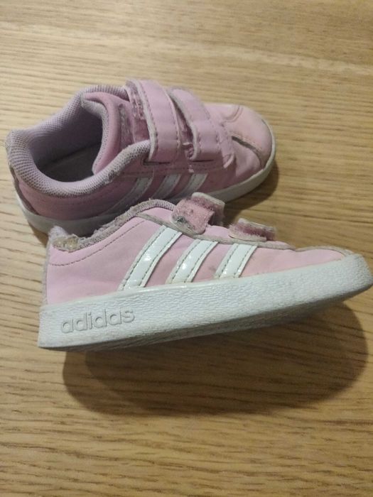 sapatilhas Adidas, tamanho 21