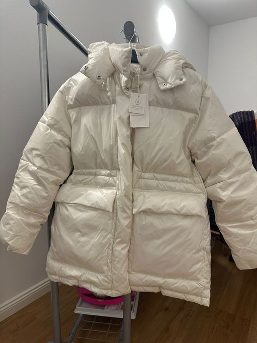 Пуховик   Zara .