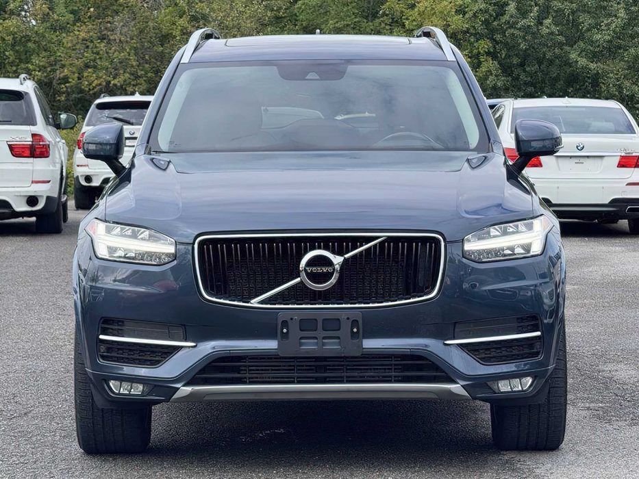 Volvo XC90      2019