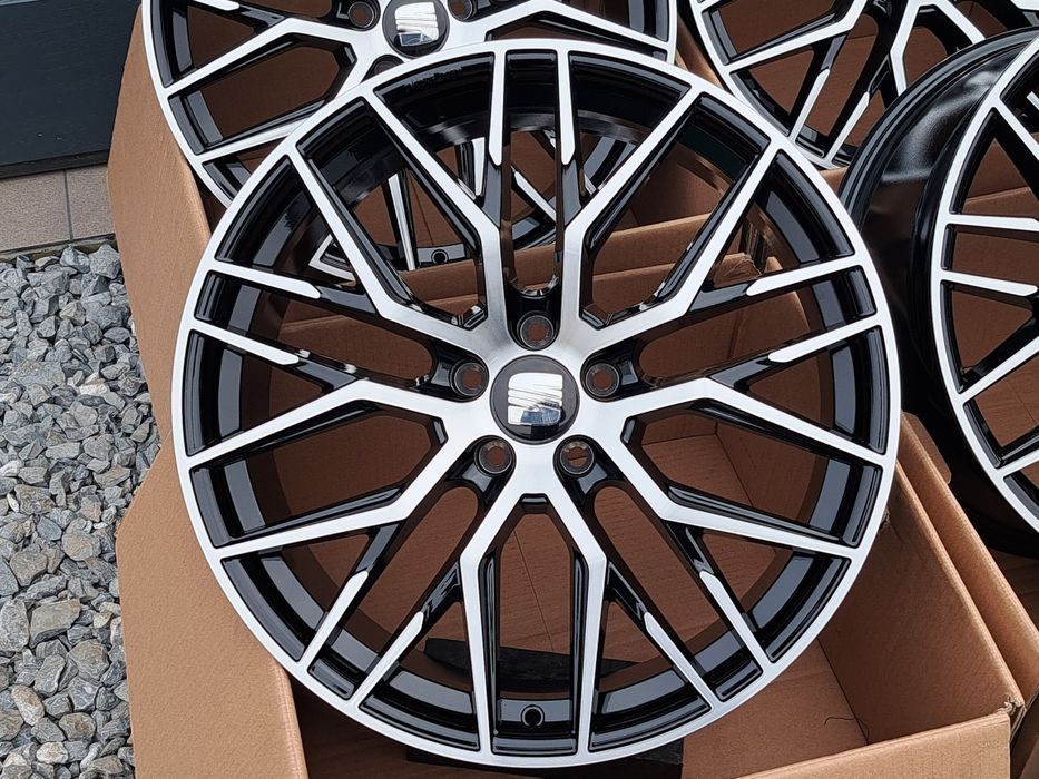 Alufelgi NOWE SKODA 19 5x112 Karoq Octavia Yeti Kodiaq Superb CNC RS4
