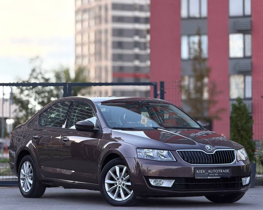 Skoda Octavia A7 Official