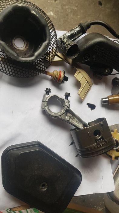 Kosiarka spalinowa, victus, briggs& stratton xc35,  wal,tlok itp