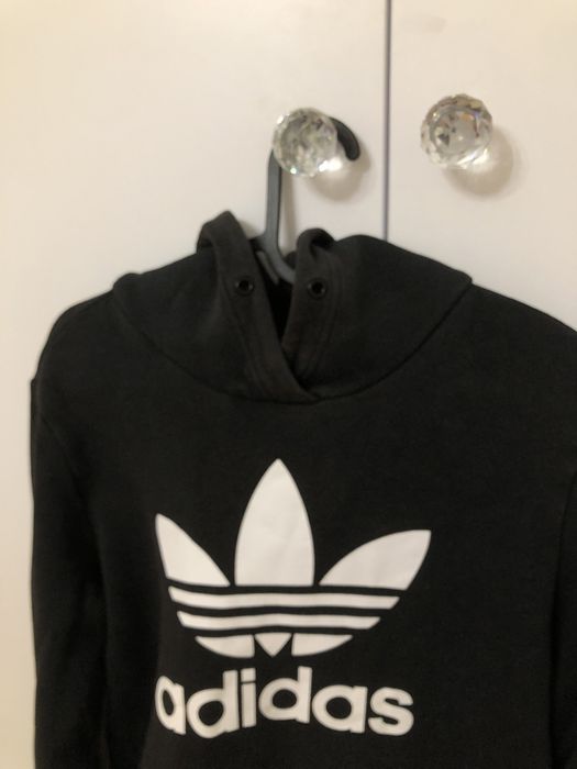 Czarna oryginalna bluza adidas z nadrukiem i kapturem rozmiar 36