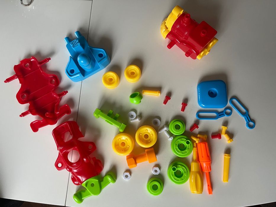 Конструктор паротяг плюс автівка