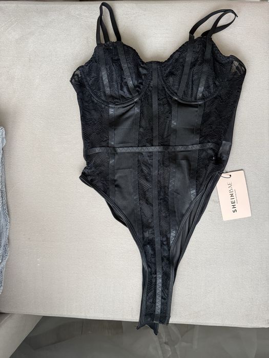 Czarne koronkowe body damskie Shein xs s