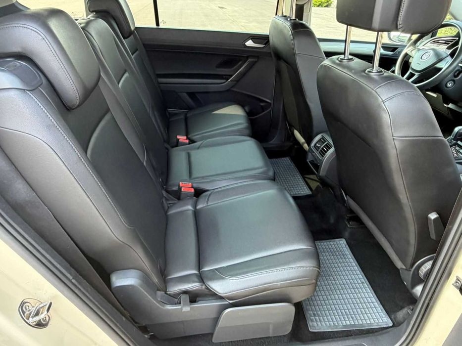 Volkswagen Touran 2016