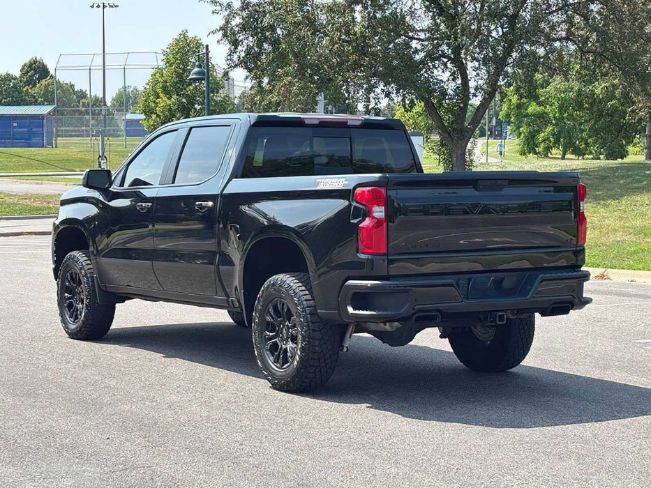 Chevrolet Silverado 1500 LT Trail Boss      2021