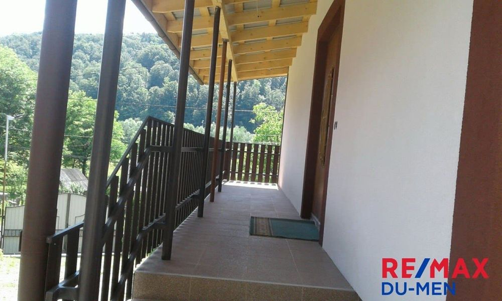 Продається затишний будинок у с. Нересниця, Тячівський район