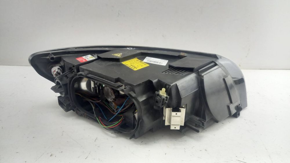 Фара левая Volvo S40 V50 2006-2010 30678203