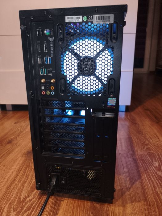 Komputer   i5 11400f