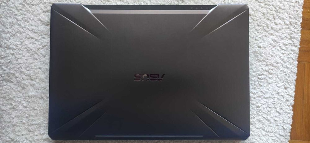 ASUS TUF Gaming FX504GM - Portátil Gamer Poderoso!