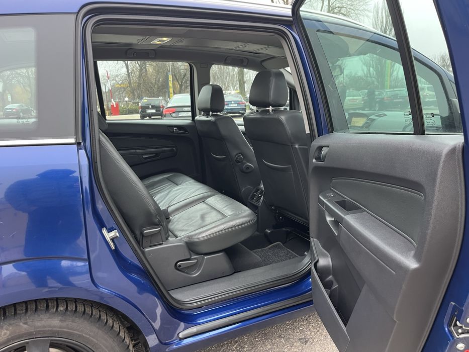 Zafira Максимальна комплектація