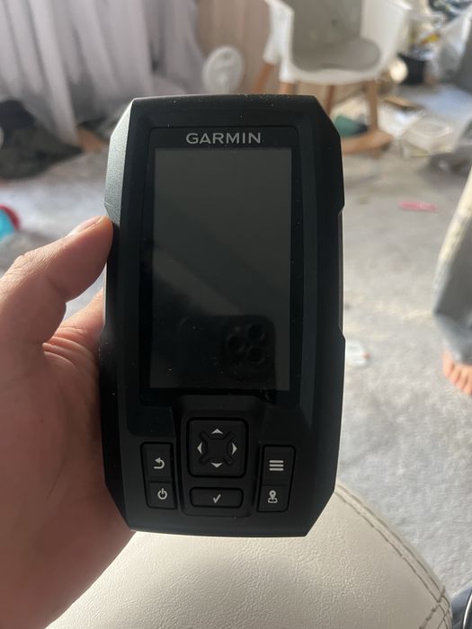 echosonda garmin striker 4 plus
