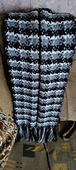 Шарф( теплый,шерстяной)