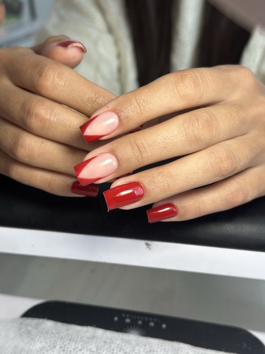 Нарощення нігтів, манікюр 97 квартал