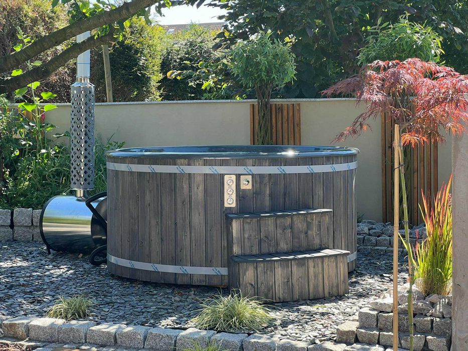 Balia ogrodowa hydromasaż jacuzzi ogrodowe balia piec na drewno