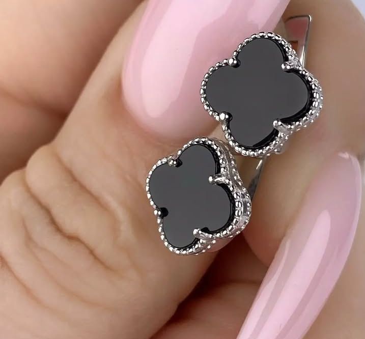 Срібні сережки ванкліф