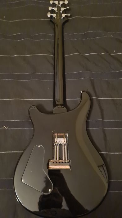 PRS SE Custom 24 fire red burst