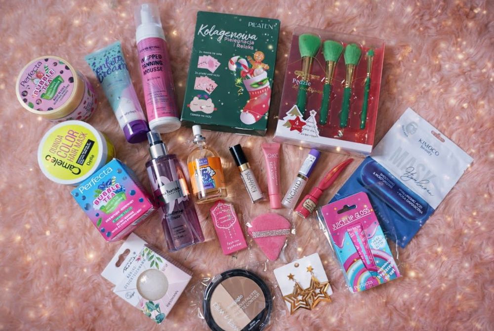 Zestaw nowych  kosmetyków mix box