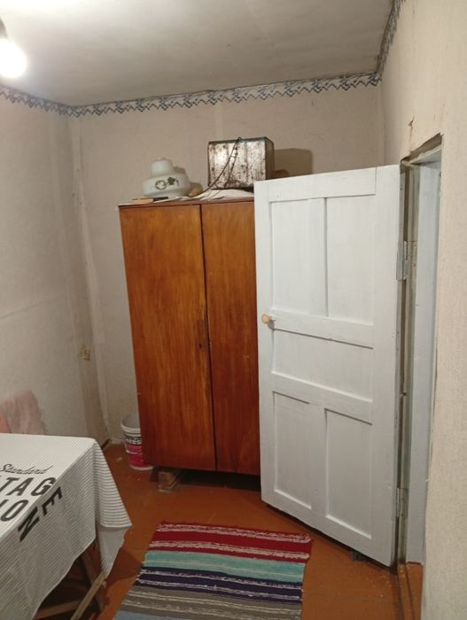 Будинок 200 км від Києва в затишному місці на станції Нові Білокорович