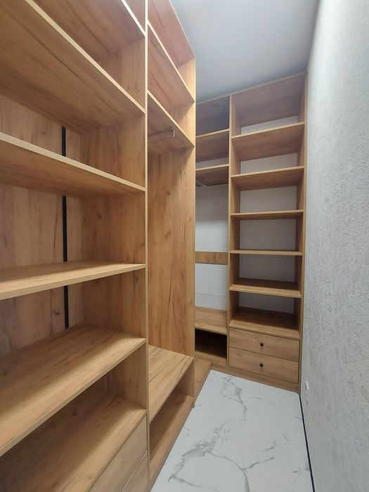 Дуплекс з розкішним новим ремонтом в Лісовій Бучі.