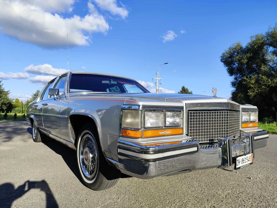 Cadillac Brougham d'Elegance