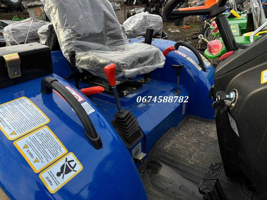 Донфенг Dongfeng 244-DG2 трактор з реверсом 2-х диск зчеп 4х4 Доставка