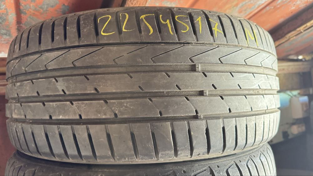 Резина R17 225/45 Hankook Ventus S1evo2
