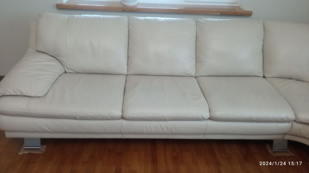 Продам шкіряний диван в гарному стані